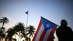 Puerto Rico revisa plan de reforma fiscal; aumenta déficit
