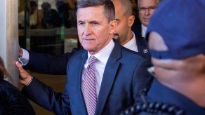 Juez retrasa la sentencia contra el exasesor de seguridad nacional de Trump