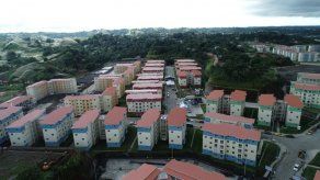 Varela entrega 570 apartamentos de la Renovación Urbana de Colón