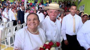 141 parejas se dan el sí en matrimonio civil en Alcalde Díaz