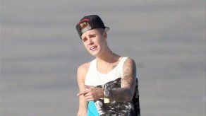 Justin Bieber bebe y fuma más que nunca