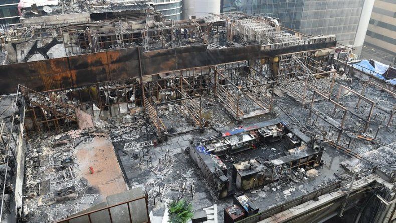 Al menos 14 muertos en el incendio de un restaurante en Bombay