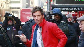 Eddie Redmayne revela cómo era vivir con Jamie Dornan