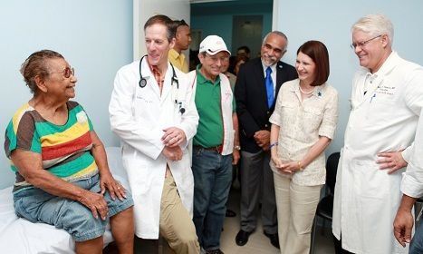 Decenas de panameños serán beneficiados con Operation Walk en Panamá