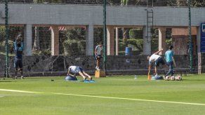 Cruz Azul de México reporta 22 casos de covid-19 en sus equipos de hombres y mujeres