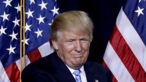 Trump cambia su plan de deportar a todo migrante irregular