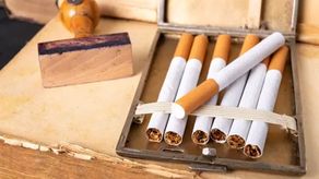 La OMS sugiere prohibir el tabaco a los jóvenes para hacer caer la mortalidad.