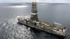 Buscan petróleo y gas frente a costas de la Florida