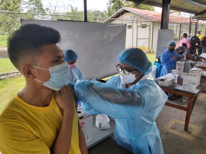 El Sistema Penitenciarioexhorta a la población privada de libertad a vacunarse.