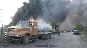 Reportan incendio en depósito de llantas en el vertedero de Chitré