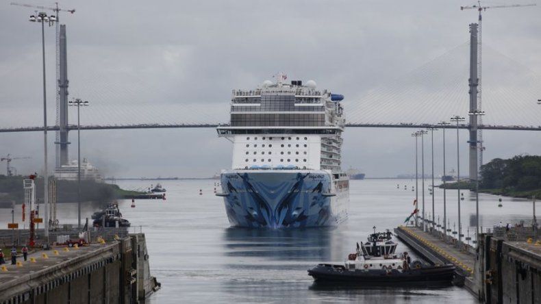 Pilotos del Canal de Panamá listos para aumento tamaño de barcos neopanamax