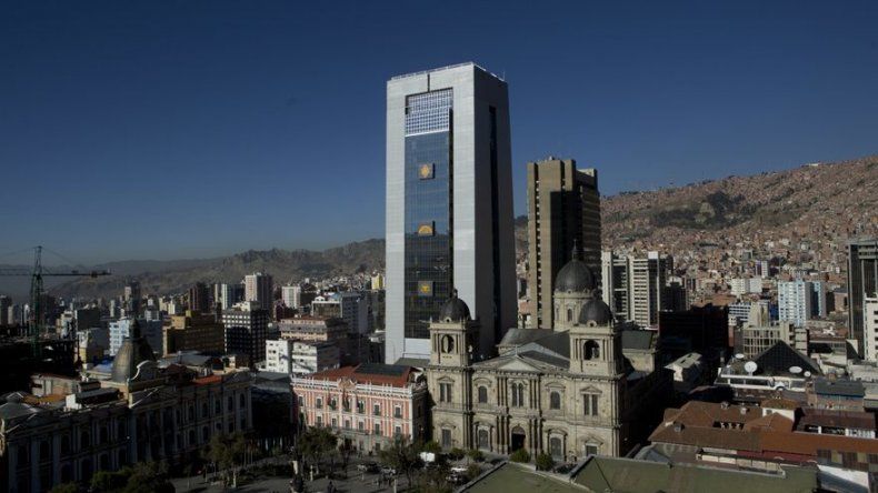 Evo Morales tiene un nuevo y lujoso palacio presidencial de 28 pisos