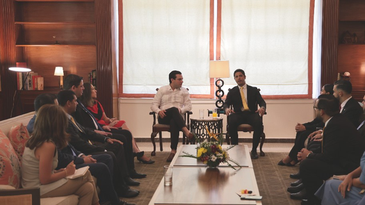 Embajador de EE. UU. en la Asamblea Nacional
