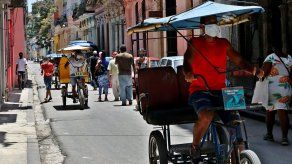 El acceso a internet en Cuba sí es posible en los parques wifi públicos y también, aunque con reportes de inestabilidad.