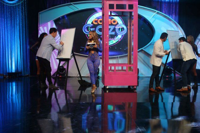 Muchos premios en 3er show de Como Gozo