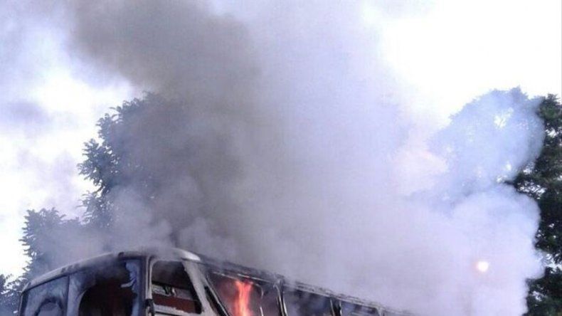 Dos autobuses incendiados en Honduras en represalia por medidas contra pandilleros