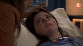 ENFERMERAS | Camila despierta del coma