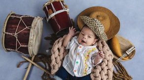 Margarita Henríquez muestra a su bebé en su primer mes de nacido