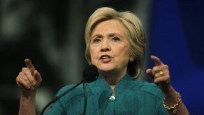 Clinton visita Florida y se prevé anuncio de su candidato a Vicepresidente