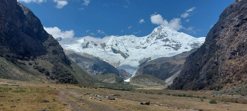 Perú cuenta con un total de 2.679 glaciares que cubren unos 2.000 kilómetros cuadrados.