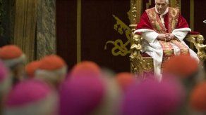 Papa ataca a los homosexuales en discurso de fin de año