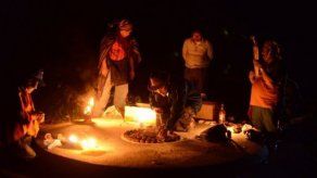 Rigoberta Menchú critica explotación comercial de cambio maya