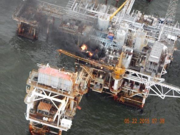 EEUU: extinguen incendio en plataforma petrolera en Golfo de México