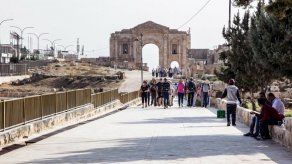 Tres turistas mexicanos y una suiza apuñalados en un ataque en Jordania
