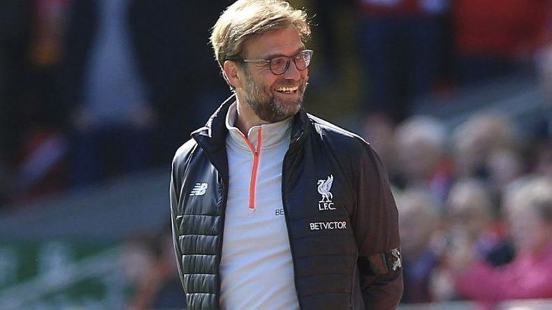 Liverpool es vetado de fichar jóvenes por violar reglamento