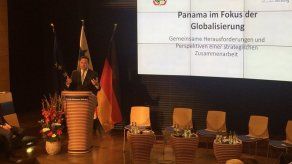 Varela reitera en Berlín compromiso de Panamá con la transparencia financiera