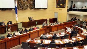 Aprueban en 2do debate proyecto que pospone la entrada del SPA