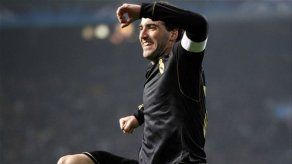 Puntero Real Madrid espera a campeón Barcelona en clásico