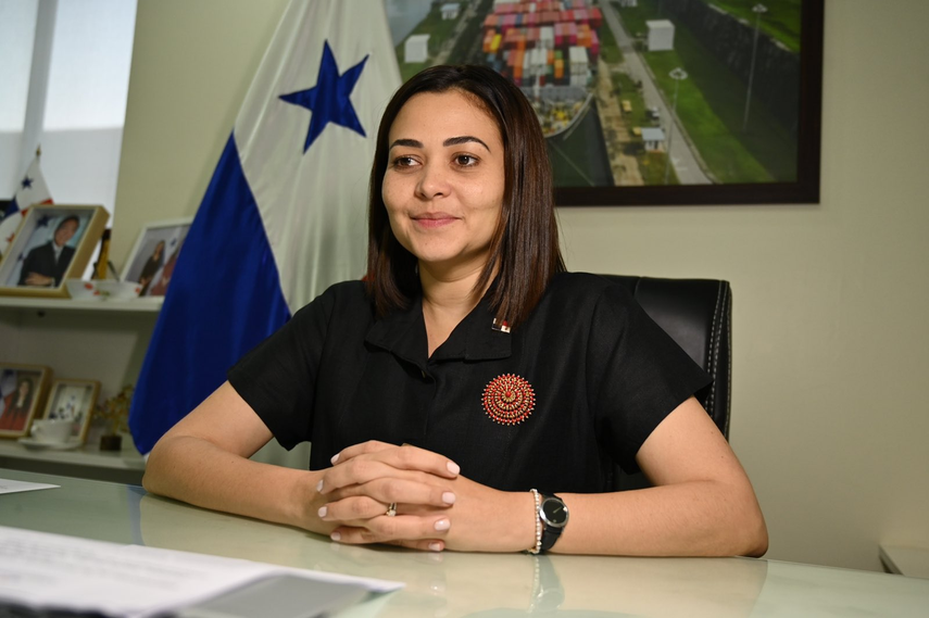 Ministra Janaina Tewaney representará al país en la cumbre sobre migración. irregular.