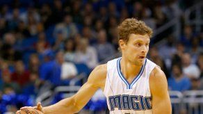 Harris logra doble-doble contra su ex equipo en el triunfo de Magic