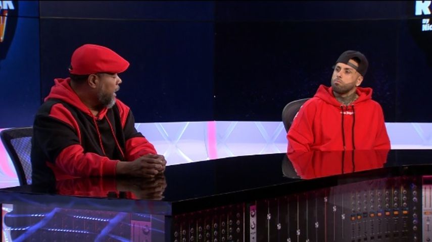 Nicky Jam entrevista a El Chombo y menciona a Renato y a Kathy Phillips