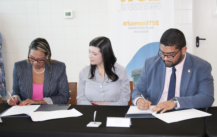 IFARHU e ITSE firman Convenio de Cooperación Educativa para las Convocatorias Públicas de Becas.