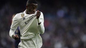Vinicius impulsa al Real Madrid en el estreno liguero de Solari