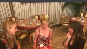 Melanie Griffith celebra 60 años de vida con sus hijos