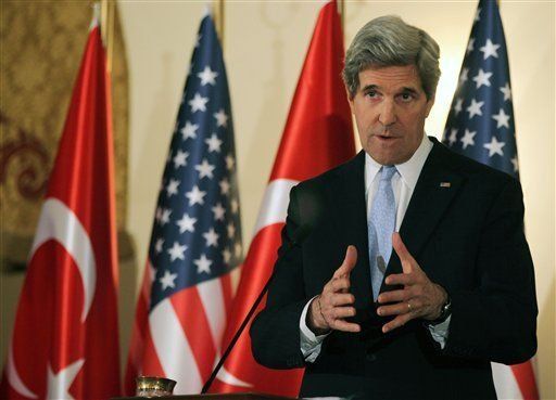 Siria critica ayuda de EEUU a antigubernamentales