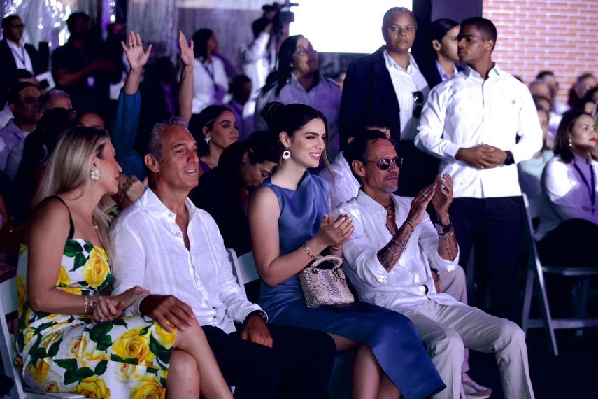 Marc Anthony y Nadia Ferreira en la juramentación de Luis Abinader en República Dominicana Marc Anthony y Nadia Ferreira en la juramentación de Luis Abinader en República Dominicana