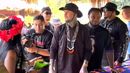 Farruko vive la cultura emberá y viste su atuendo tradicional en visita a Panamá. Farruko vive la cultura emberá y viste su atuendo tradicional en visita a Panamá.