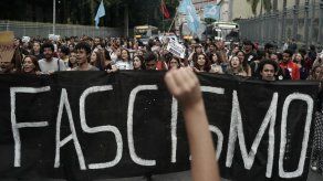 Brasil: Protestan por retiro de supuesta propaganda ilegal
