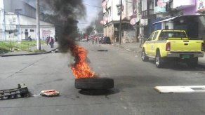 Colonenses protestan en rechazo al sistema prepago de energía