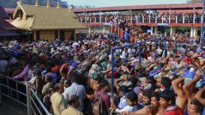 Templo indio abre puertas a mujeres en edad de menstruar