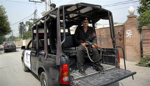 Pakistán: diplomática estadounidense sale ilesa de ataque