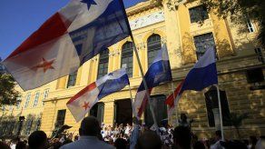 Desfile de antorchas iluminará al Instituto Nacional en sus 108 años
