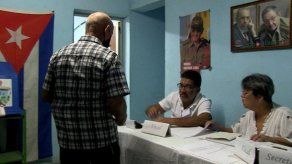 Cubanos votan en referendo por matrimonio gay y gestación subrogada