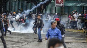 Almagro denuncia que régimen venezolano tiene las manos manchadas de sangre