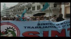 Docentes marchan hasta el MEDUCA