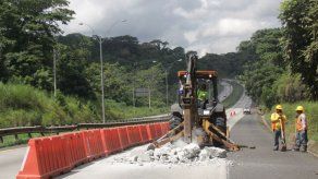 Inician trabajos de reparación en la Vía Centenario